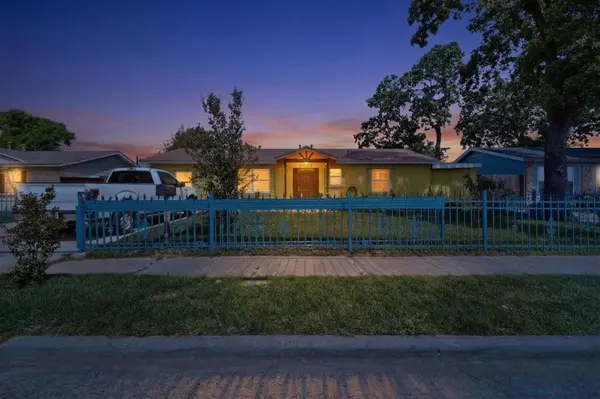 9805 Grady Lane, Dallas, TX 75217