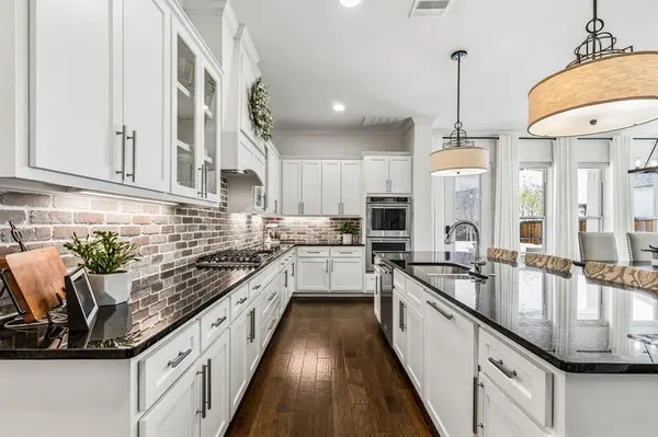 13624 Walsh Avenue, Fort Worth, TX 76008