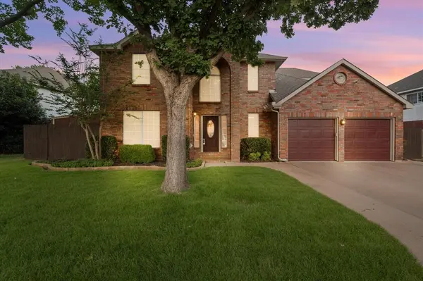 6111 Sandstone Drive, Arlington, TX 76001
