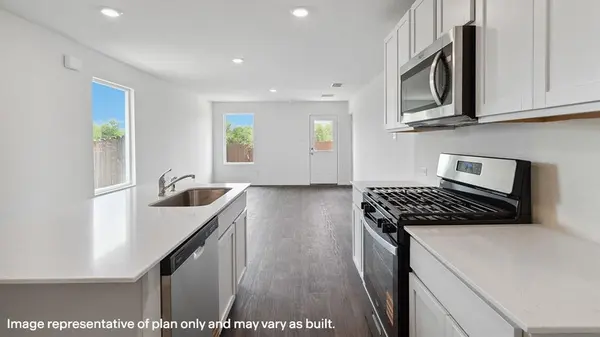 1909 Glory Drive, Bonham, TX 75418