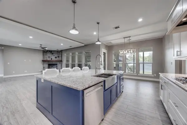 1050 County Road 2618, Marietta, TX 75566