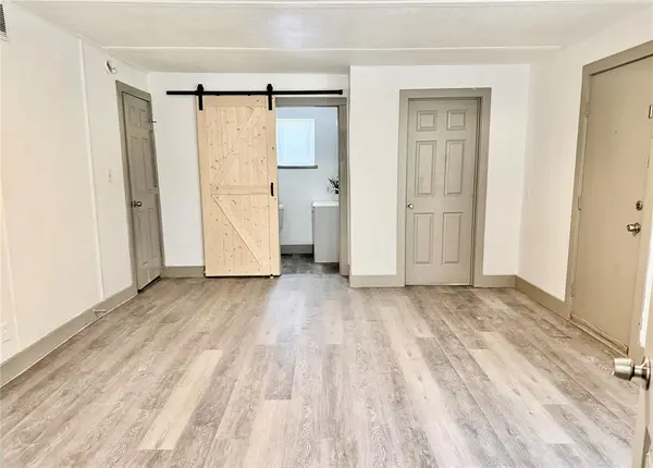 3613 Castleman Street, Fort Worth, TX 76119