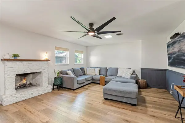 3608 Wooten Drive, Fort Worth, TX 76133