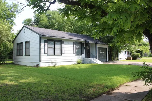 3105 McKenzie Avenue, Waco, TX 76708