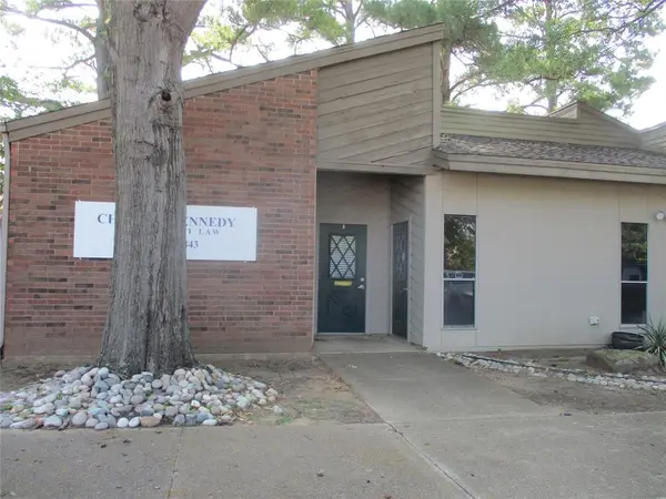 2403 Cales Drive #B & C, Arlington, TX 76013
