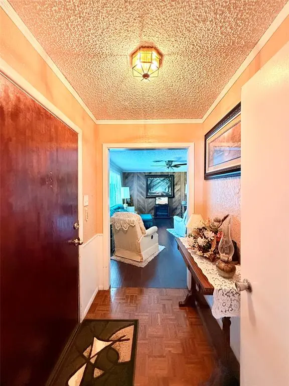 6408 Lake Vista Street, Lake Worth, TX 76135