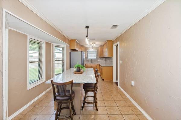 251 Alicia Street, Bowie, TX 76230
