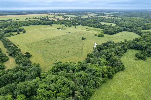 5286 County Road 4502, Wolfe City, TX 75496