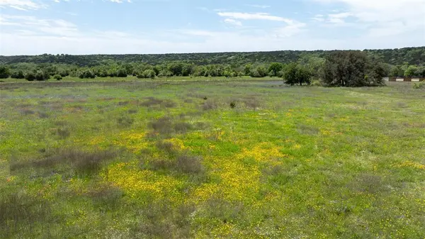 110 Yellowstone Drive, Oglesby, TX 76561