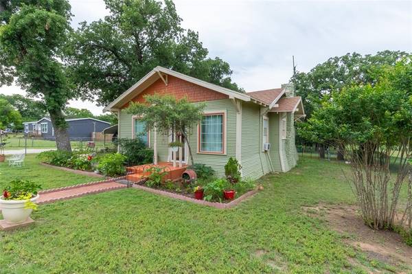 208 Frost Street, Eastland, TX 76448