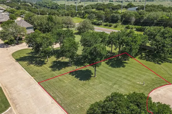 4109 Bluff View Drive, Granbury, TX 76048