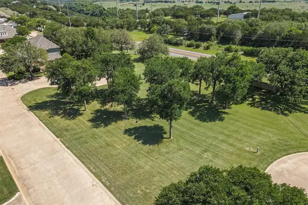 4109 Bluff View Drive, Granbury, TX 76048