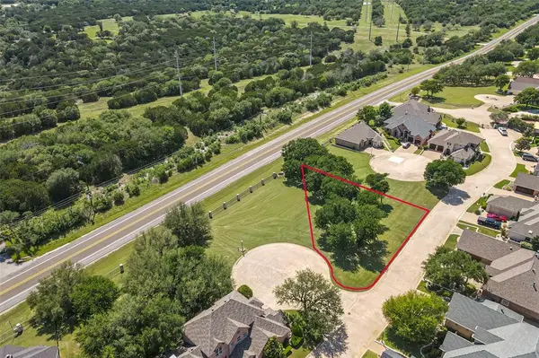 7002 Granite Bluff, Granbury, TX 76048