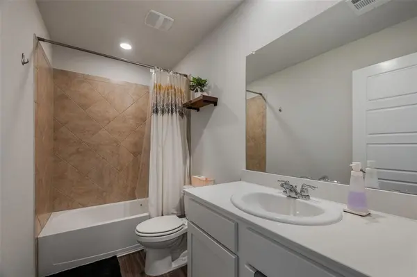 4008 Spur Trail Drive, Denton, TX 76208