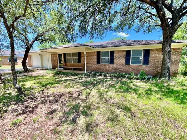 603 Barkley Drive, Hamilton, TX 76531
