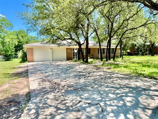 603 Barkley Drive, Hamilton, TX 76531
