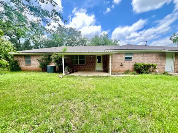603 Barkley Drive, Hamilton, TX 76531