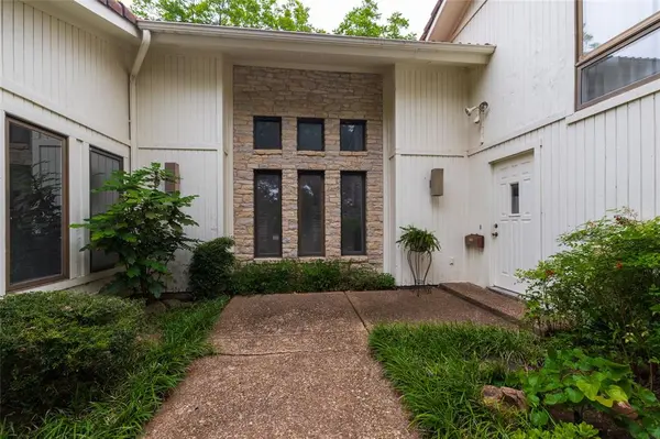 619 Baylor Street, Weatherford, TX 76086