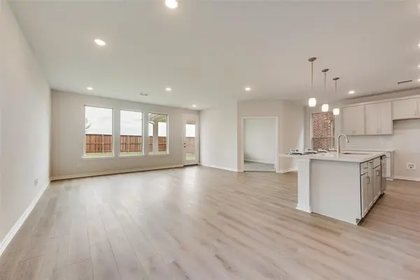 169 Ashbrook Street, Little Elm, TX 75068