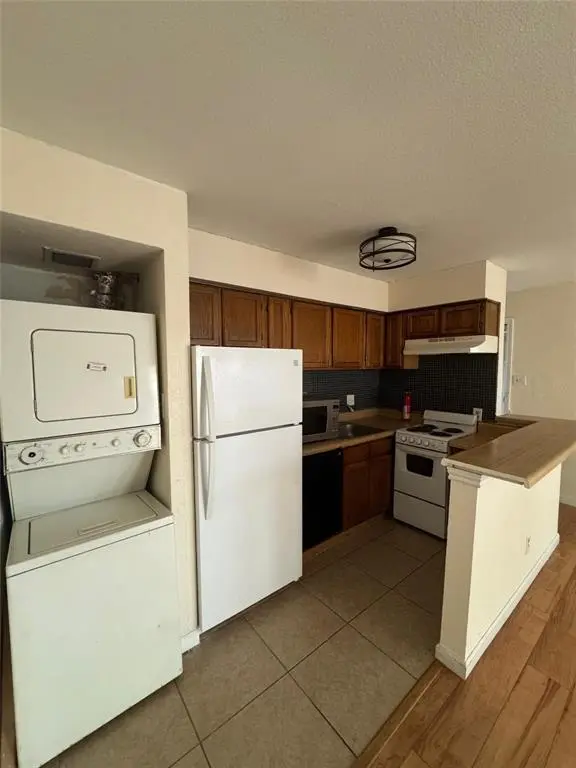 9801 Walnut Street #A305, Dallas, TX 75243