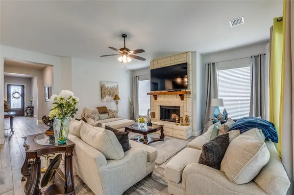 2602 Geer Lane, Mansfield, TX 76063