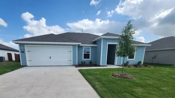 407 Northern Red Drive, Josephine, TX 75189