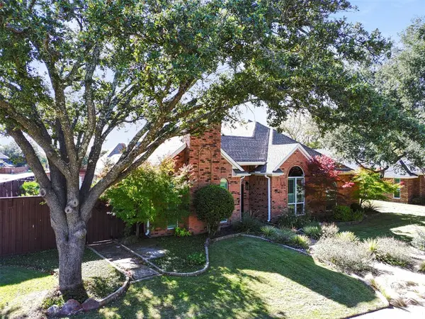 2500 Redfield Drive, Plano, TX 75025