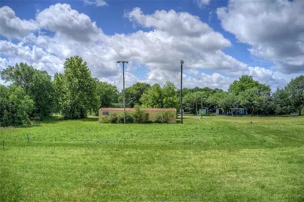 414 N Neal Street, Commerce, TX 75428