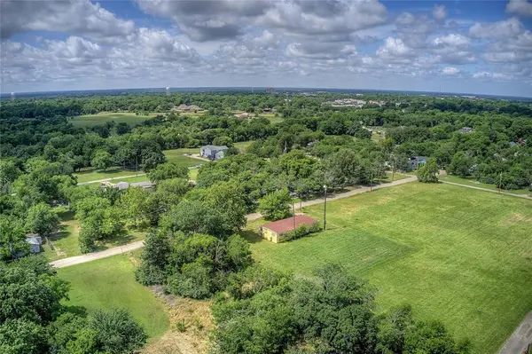 414 N Neal Street, Commerce, TX 75428