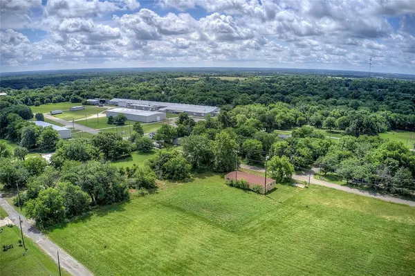 414 N Neal Street, Commerce, TX 75428