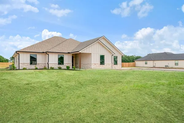 67 Private Road 33039, Brookston, TX 75421