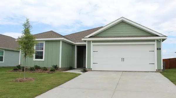 502 Saddle Blanket Drive, Nevada, TX 75173