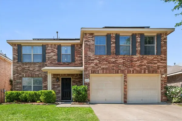 2848 Grandview Drive, Grand Prairie, TX 75052