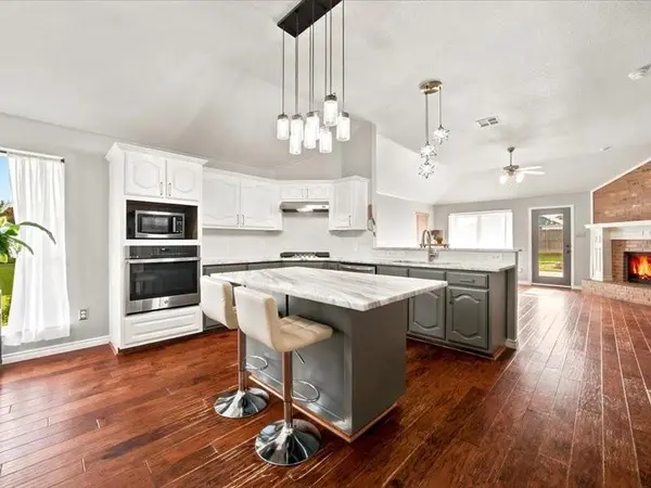 2744 Stoney Hollow Lane, Rockwall, TX 75087