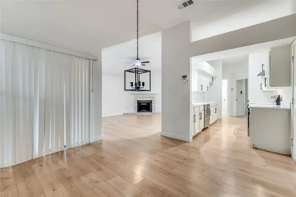 10316 Ridge Oak Street, Dallas, TX 75227