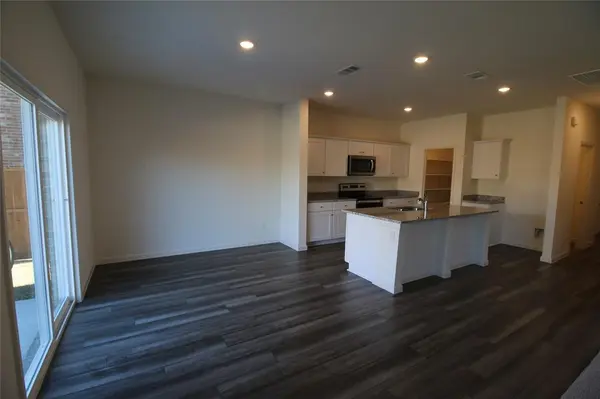 1246 Herring Drive, Forney, TX 75126