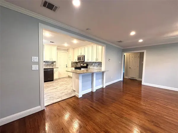 3857 Gaspar Drive, Dallas, TX 75220