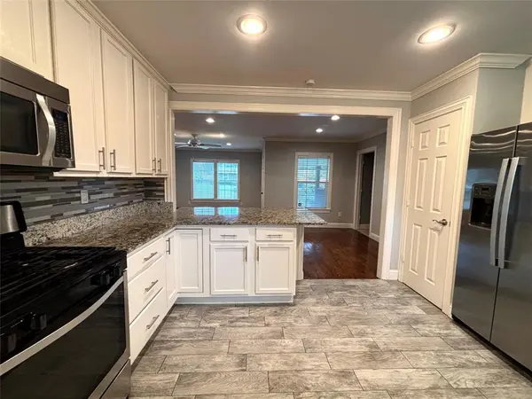 3857 Gaspar Drive, Dallas, TX 75220