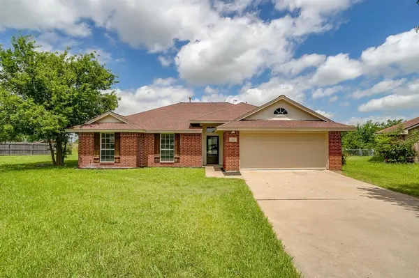 102 Meadow Ridge Drive,  Venus,  TX 76084
