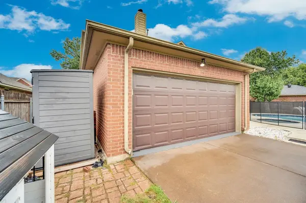 428 Vasey Oak Drive, Keller, TX 76248