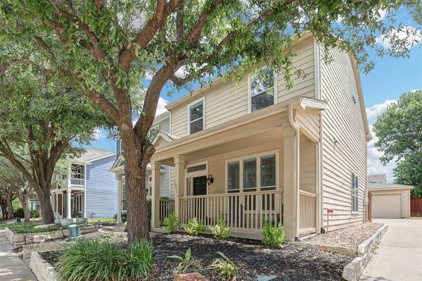 10716 Traymore Drive, Fort Worth, TX 76244