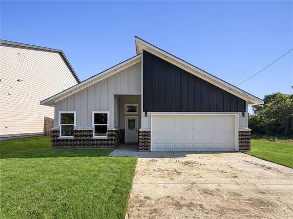 2212 Polk Street, Greenville, TX 75401