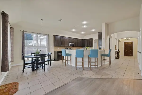7256 Lake Country Drive, Fort Worth, TX 76179