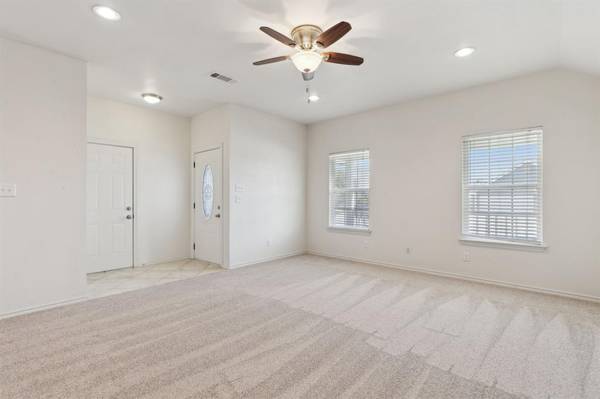 233 Firefly Drive, Springtown, TX 76082