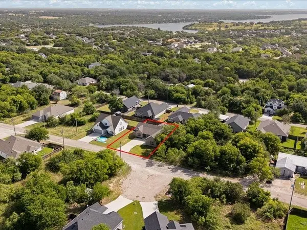 5528 Mesa Loop, Granbury, TX 76048