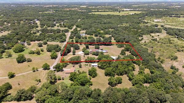 1309 Shannon Drive, Cleburne, TX 76031