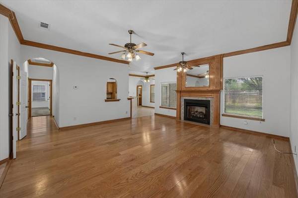 6224 Canyon Trail, Lake Worth, TX 76135