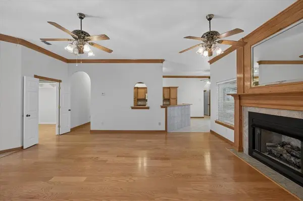 6224 Canyon Trail, Lake Worth, TX 76135