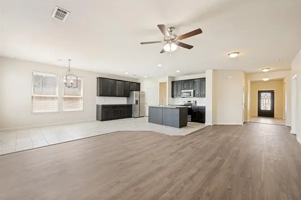 213 Iron Ore Trail, Fort Worth, TX 76131
