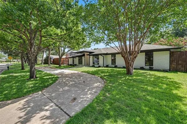 14018 Tanglewood Drive, Farmers Branch, TX 75234